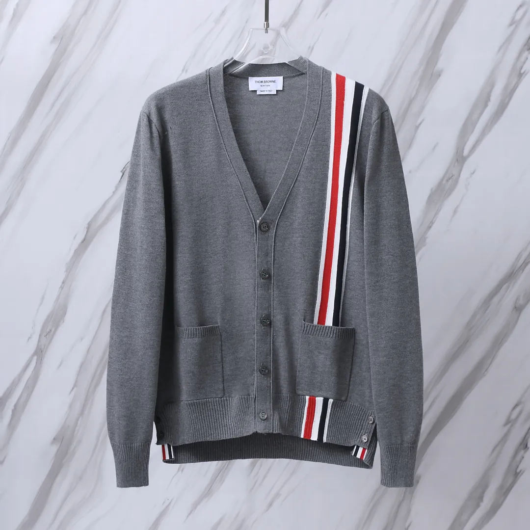 ：M 36（TB Blue V ） THOM BROWNE .TB V Breathable Same Style ：Navy Blue/Gray Size：1/2/3/4